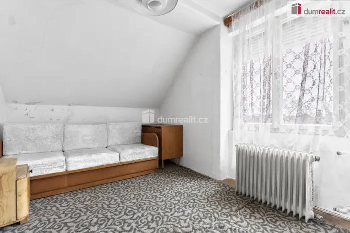 Prodej rodinného domu, Plesná, 120 m2