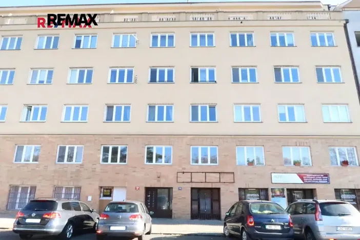 Pronájem bytu 2+1, Praha - Podolí, Podolská, 67 m2