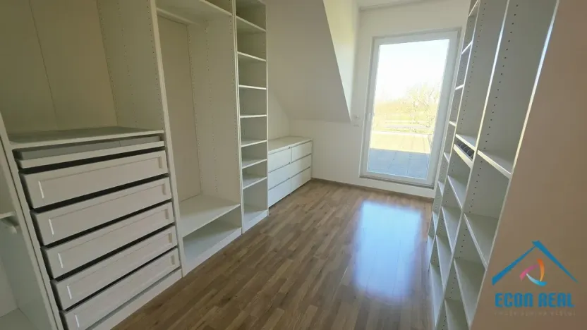 Pronájem rodinného domu, Jesenice - Osnice, Magnoliová, 227 m2