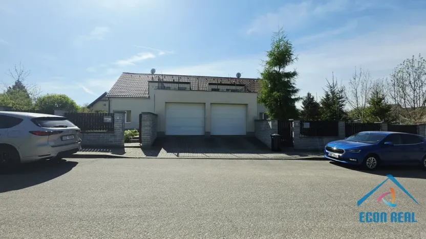 Pronájem rodinného domu, Jesenice - Osnice, Magnoliová, 227 m2