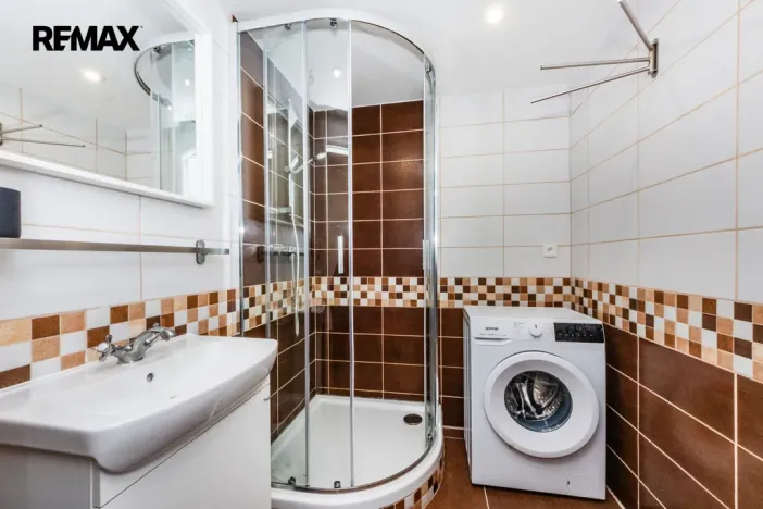 Prodej bytu 3+1, Praha - Bohnice, Poznaňská, 62 m2