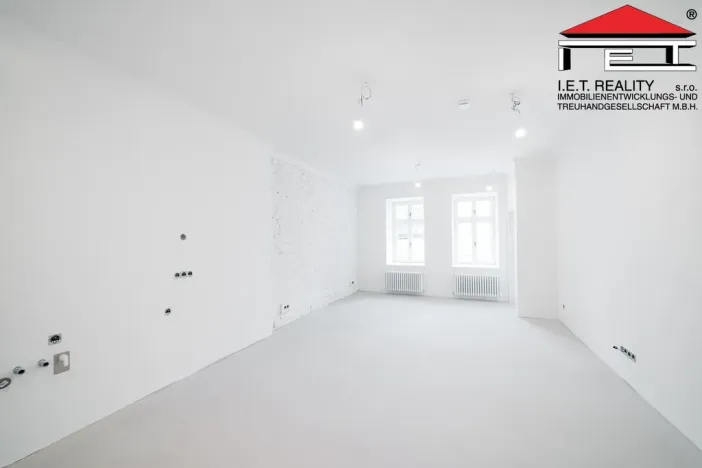 Prodej apartmánu, Frýdek-Místek, Zámecké nám., 405 m2