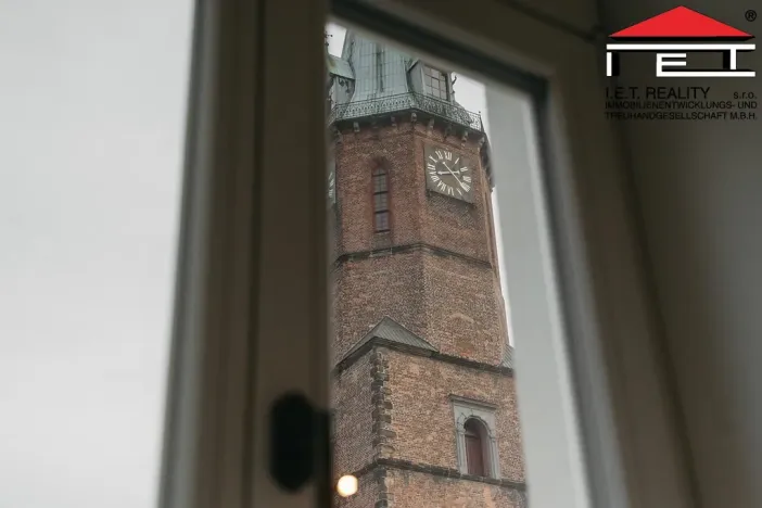 Prodej apartmánu, Frýdek-Místek, Zámecké nám., 405 m2