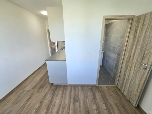 Pronájem bytu 2+1, Praha, Dolnojirčanská, 61 m2