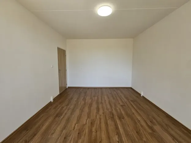 Pronájem bytu 2+1, Praha, Dolnojirčanská, 61 m2