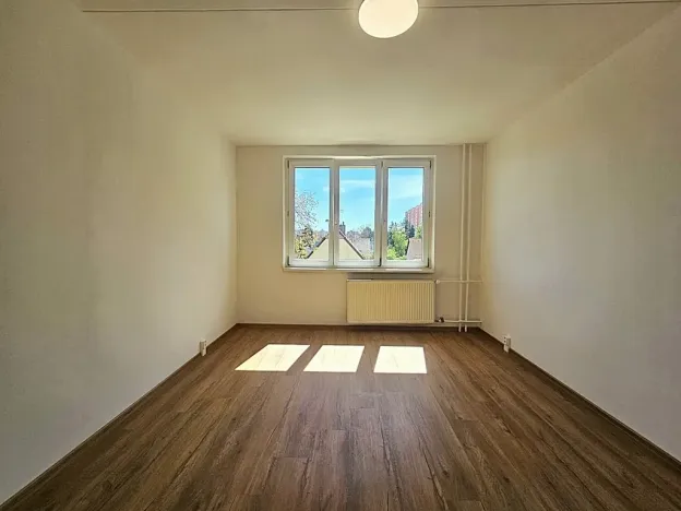 Pronájem bytu 2+1, Praha, Dolnojirčanská, 61 m2