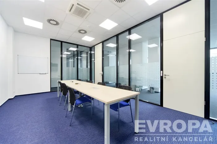 Pronájem kanceláře, Pardubice - Zelené Předměstí, třída Míru, 272 m2