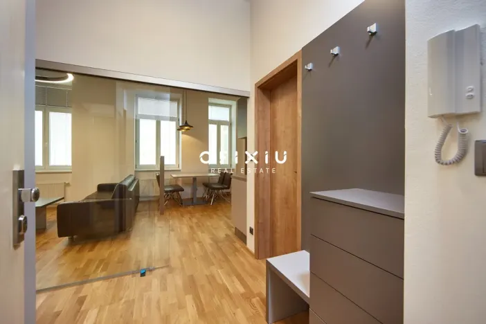 Pronájem bytu 2+kk, Brno - Brno-město, Masarykova, 69 m2