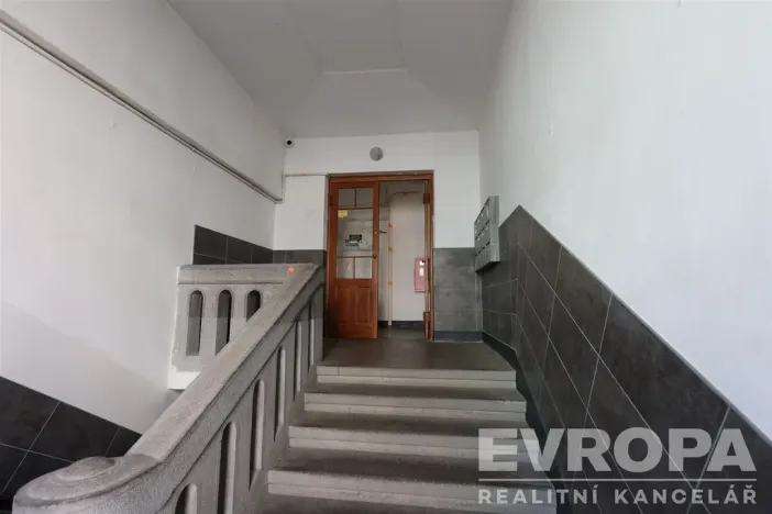 Pronájem bytu 3+1, Praha - Karlín, Vítkova, 98 m2