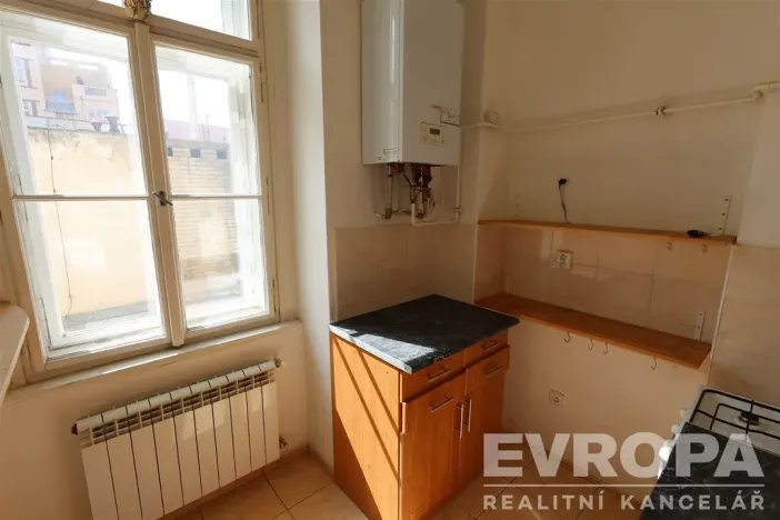 Pronájem bytu 3+1, Praha - Karlín, Vítkova, 98 m2