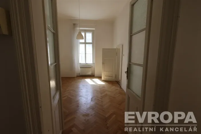 Pronájem bytu 3+1, Praha - Karlín, Vítkova, 98 m2