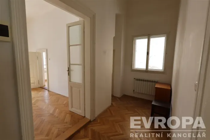 Pronájem bytu 3+1, Praha - Karlín, Vítkova, 98 m2