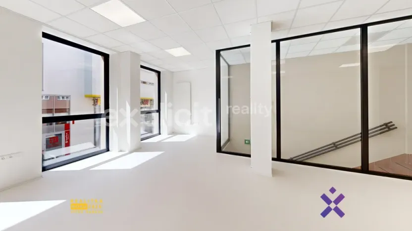 Pronájem kanceláře, Zlín, Rašínova, 108 m2