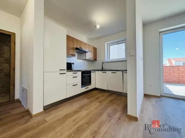 Pronájem bytu 3+kk, Valtice, P. Bezruče, 99 m2