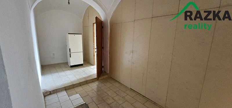 Prodej rodinného domu, Chodová Planá, 355 m2