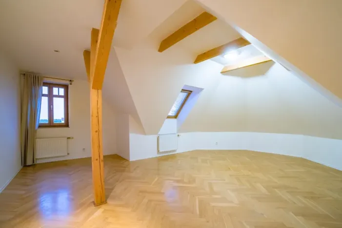 Pronájem rodinného domu, Praha - Nebušice, Malý dvůr, 250 m2