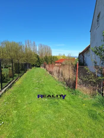 Prodej rodinného domu, Nepomyšl, 349 m2