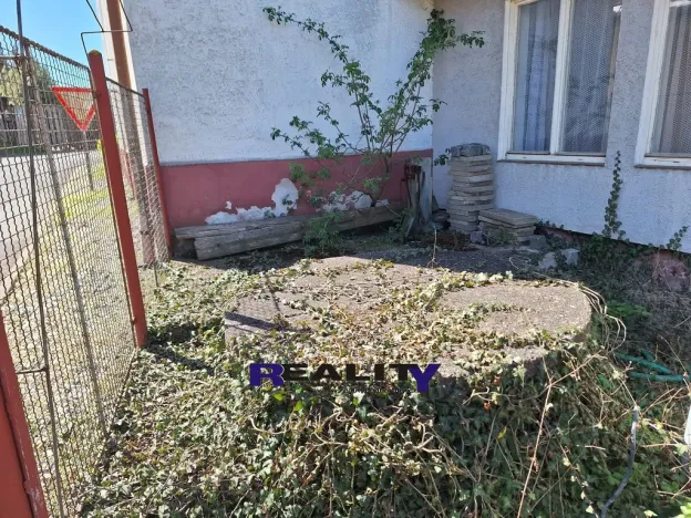 Prodej rodinného domu, Nepomyšl, 349 m2