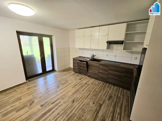 Pronájem bytu 3+1, Klatovy - Tupadly, 145 m2