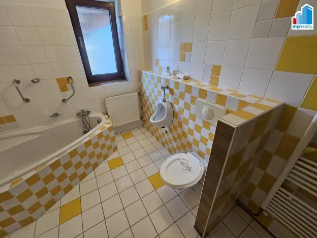 Pronájem bytu 3+1, Klatovy - Tupadly, 145 m2