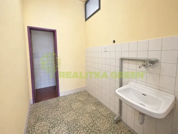 Prodej obchodního prostoru, Drnovice, 342 m2