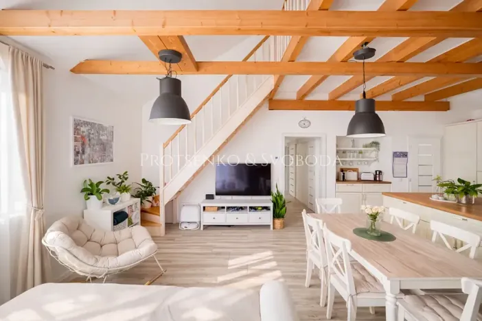 Prodej rodinného domu, Líšnice, 181 m2