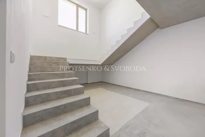 Pronájem kanceláře, Velká Bíteš, 937 m2