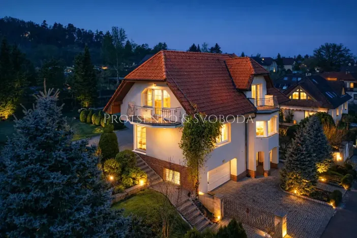 Prodej rodinného domu, Psáry, Pod Vápenkou, 314 m2