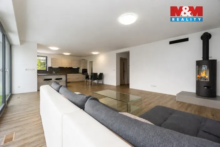 Prodej rodinného domu, Rohovládova Bělá, 287 m2