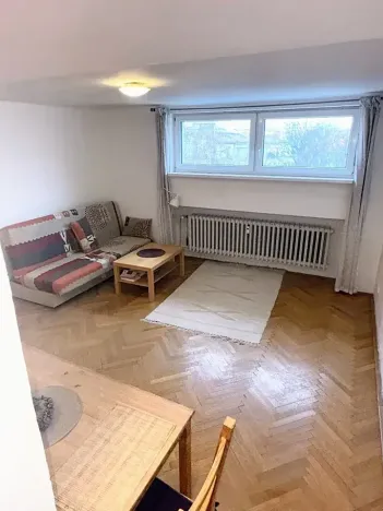 Prodej bytu 2+kk, Praha - Bubeneč, Lotyšská, 38 m2