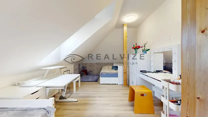 Prodej rodinného domu, Úsilné, 205 m2