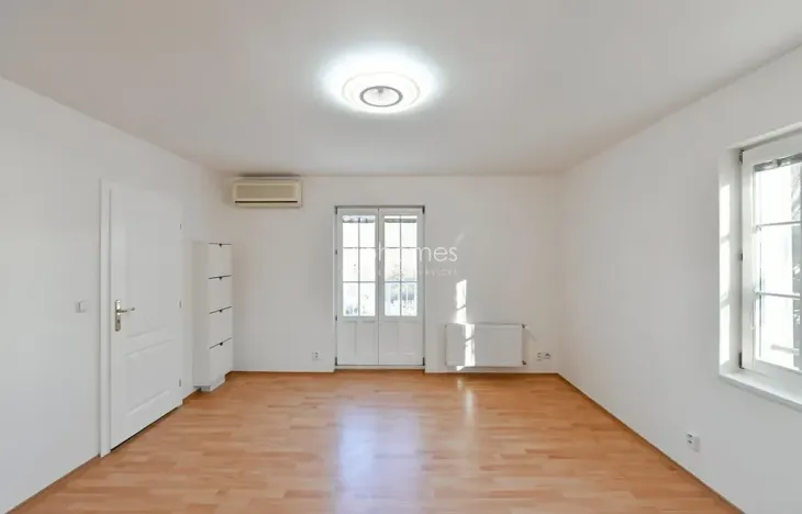 Pronájem rodinného domu, Praha - Nebušice, Na Malé Šárce, 360 m2