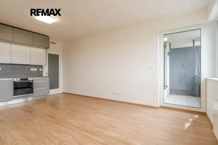 Pronájem bytu 2+kk, Praha - Kamýk, Zimova, 58 m2
