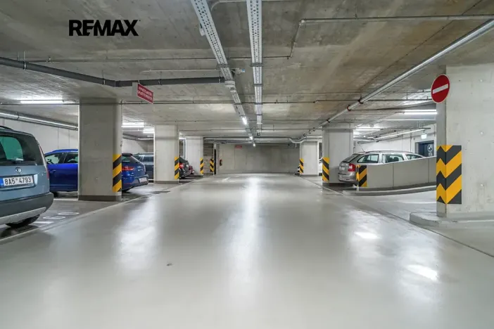 Pronájem bytu 2+kk, Praha - Kamýk, Zimova, 58 m2