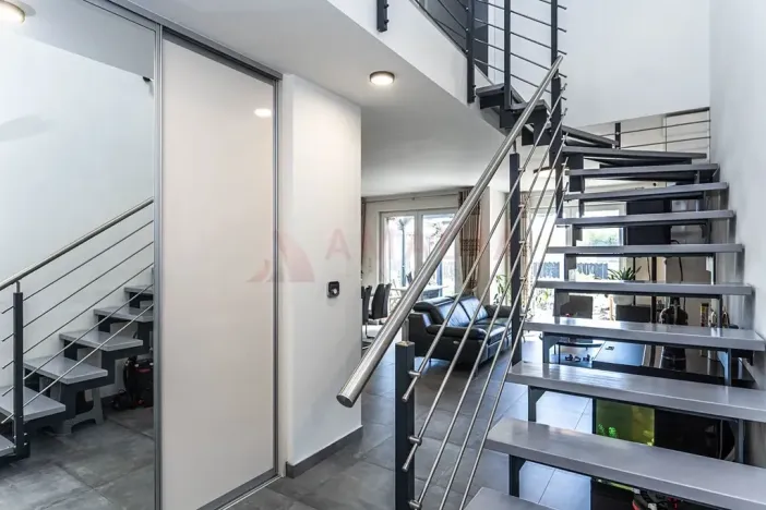 Prodej rodinného domu, Praha - Letňany, Jana Vlčka, 143 m2