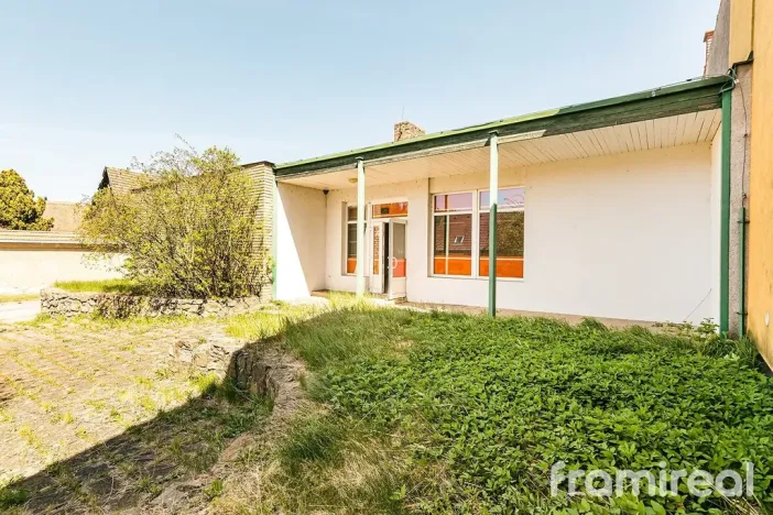 Prodej obchodního prostoru, Lhota Rapotina, 245 m2