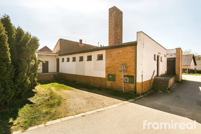 Prodej výrobních prostor, Lhota Rapotina, 245 m2