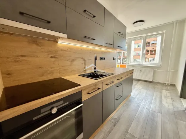 Pronájem bytu 3+1, Tábor, Kpt. Jaroše, 63 m2