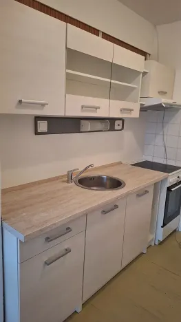 Pronájem bytu 2+kk, Praha - Libuš, Na domovině, 45 m2