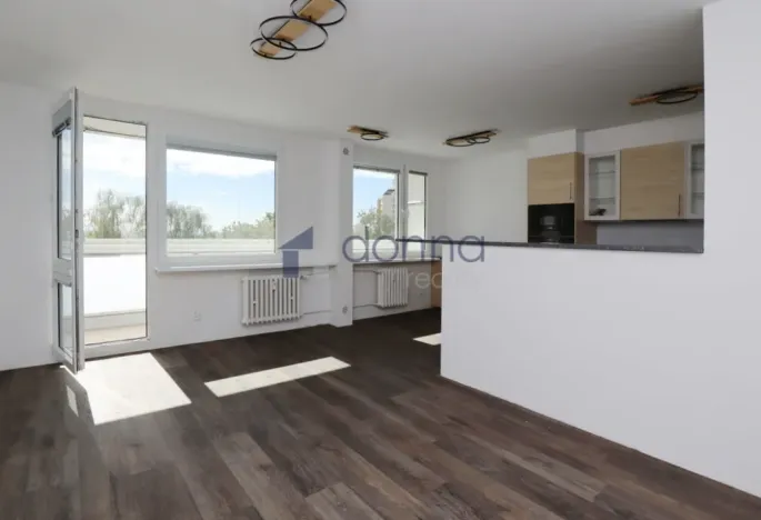 Pronájem bytu 3+kk, Praha, Třeboradická, 68 m2