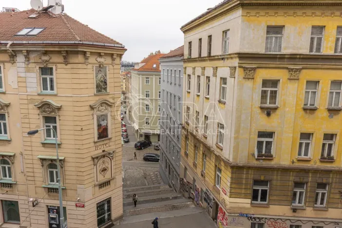 Pronájem bytu 1+1, Praha - Žižkov, Táboritská, 31 m2