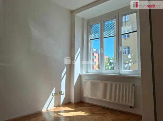 Pronájem bytu 3+kk, Praha - Strašnice, Saratovská, 71 m2