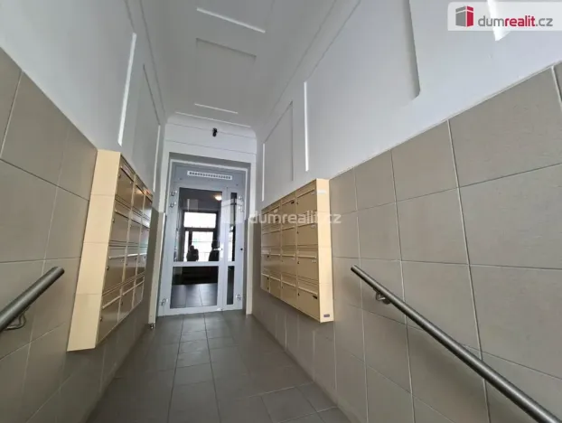 Pronájem bytu 3+kk, Praha - Strašnice, Saratovská, 71 m2