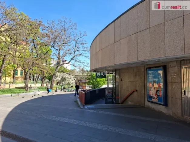 Pronájem bytu 3+kk, Praha - Strašnice, Saratovská, 71 m2