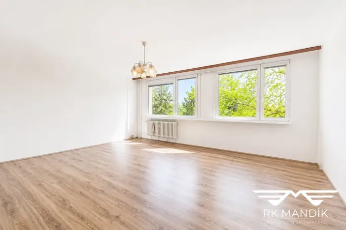 Pronájem bytu 1+kk, Praha - Troja, Lublinská, 42 m2