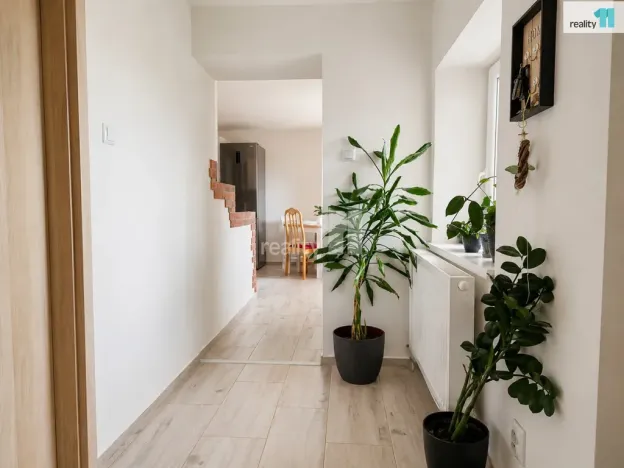 Prodej rodinného domu, Křičeň, 206 m2