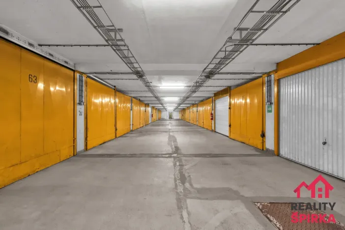 Prodej garáže, Praha - Řepy, Na chobotě, 18 m2