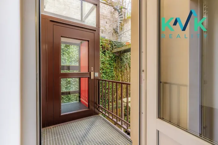 Prodej bytu 3+1, Karlovy Vary, Mariánskolázeňská, 69 m2