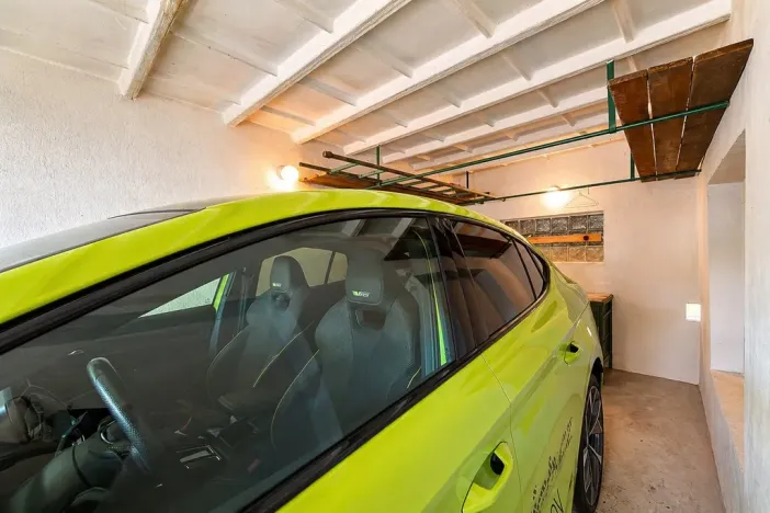 Pronájem garáže, Chomutov, Pod Strážištěm, 17 m2