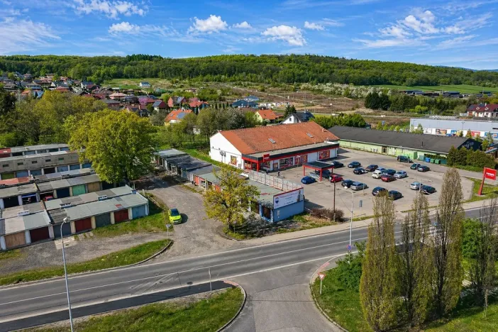 Pronájem garáže, Chomutov, Pod Strážištěm, 17 m2